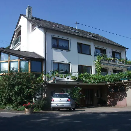 Appart-pension-schier 4*