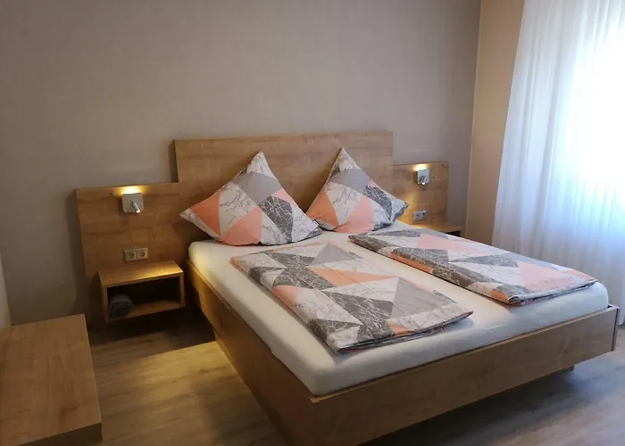 招待所 Appart-pension-schier 摩泽尔河畔的泽尔