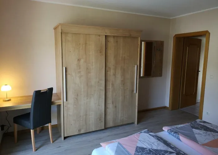 Appart-pension-schier 招待所 4*